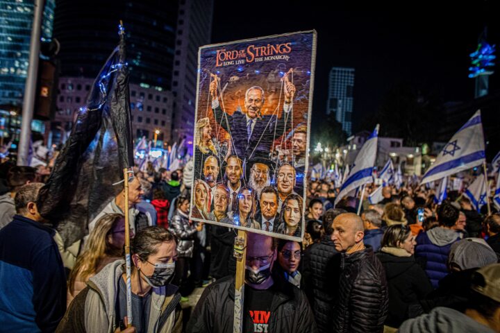Bilde fra de store protestene mot de planlagte reformene av rettsvesenet i Israel. Tel Aviv, 21. januar.